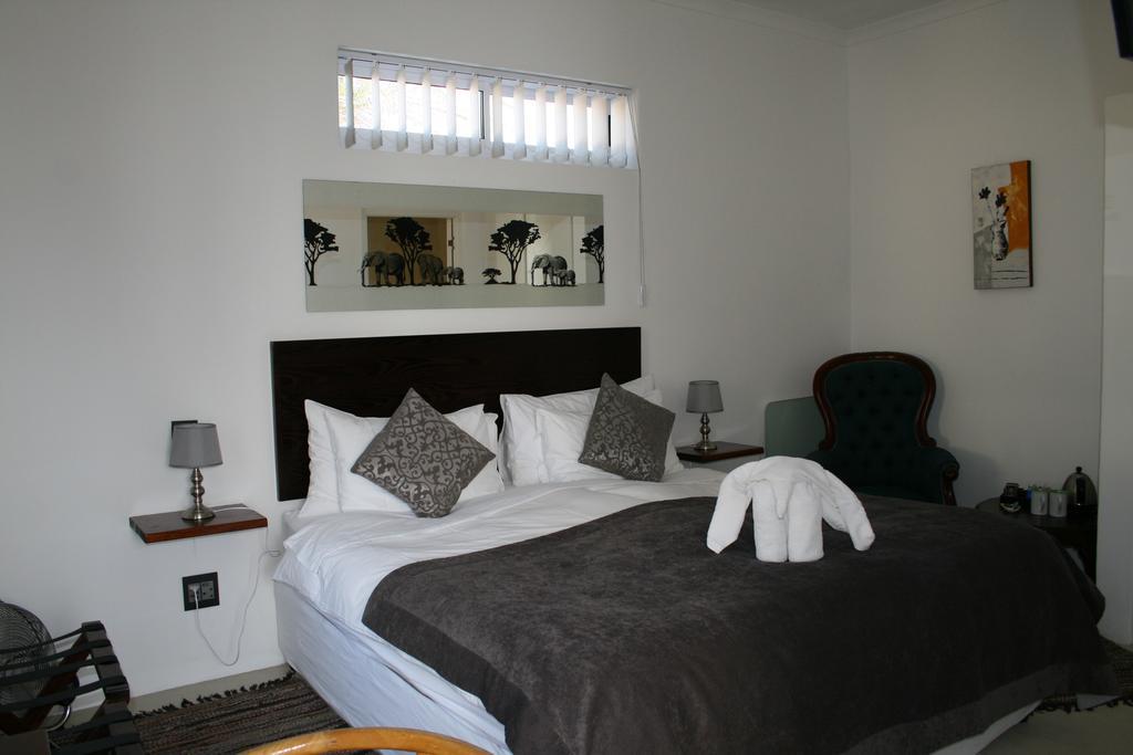 Africanhome Guesthouse Cape Town Exterior photo