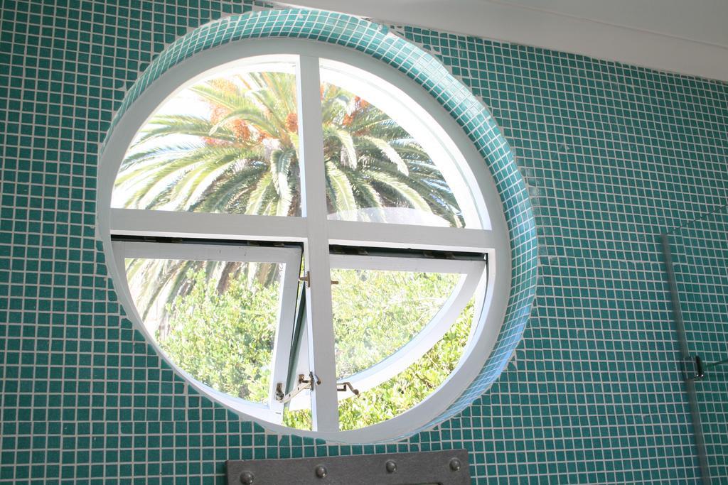 Africanhome Guesthouse Cape Town Exterior photo