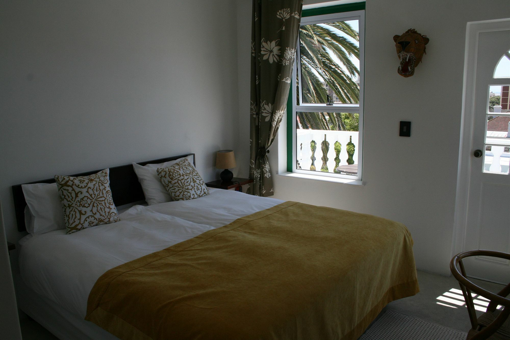 Africanhome Guesthouse Cape Town Exterior photo